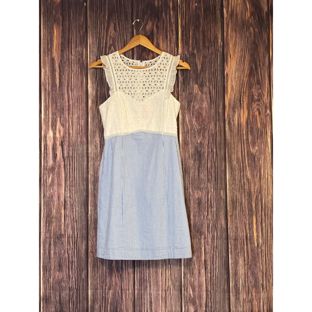 Lilly Pulitzer Blue White Seersucker Eyelet Lace Ruffle Shift Dress Size 4 - Picture 4 of 16